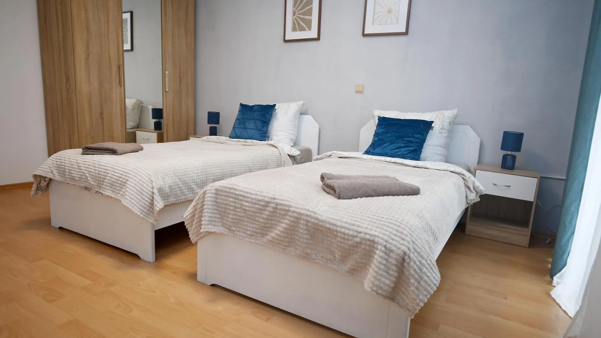 Gemuetliche Monteurwohnung Mit Terrasse Alzenau in Unterfranken 0*,  Germany